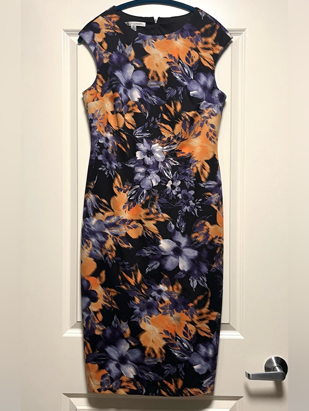 EUC Maggy London Sheath Column Dress Orange Purple Black Abstract Floral 12